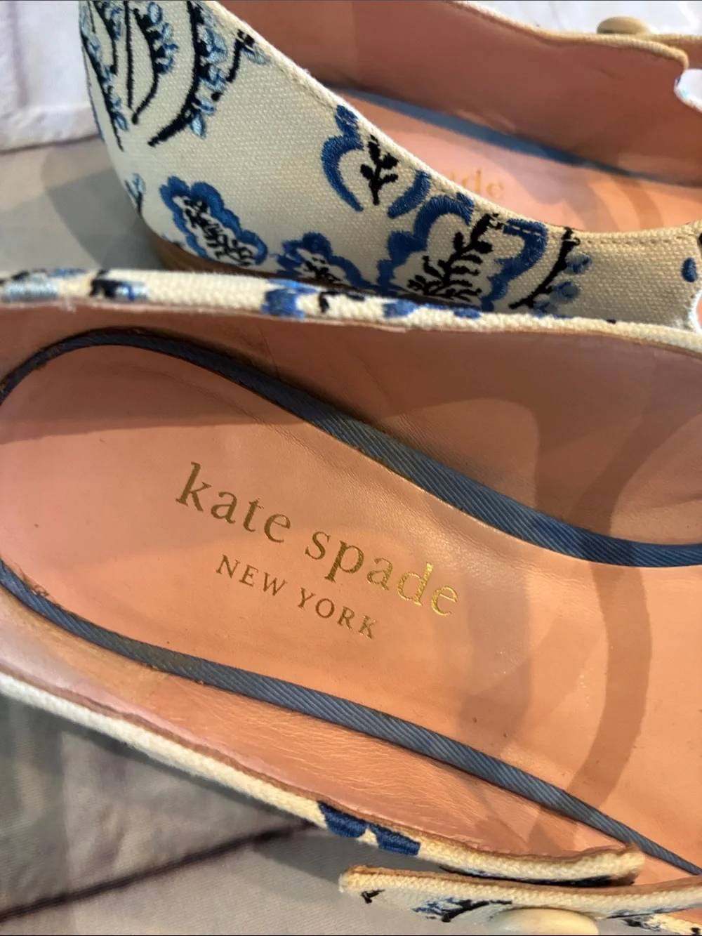 🎉NEW LISTING!🎉kate spade Cream and Blue Floral Mary Jane Flats